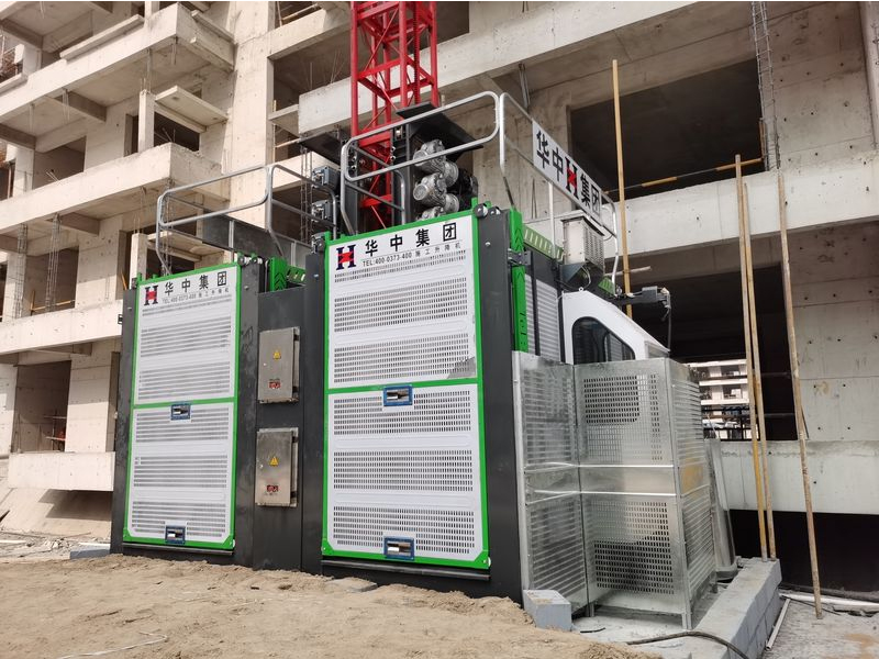 J9旗舰厅起重：高楼建设常用的施工升降机你了解多少？